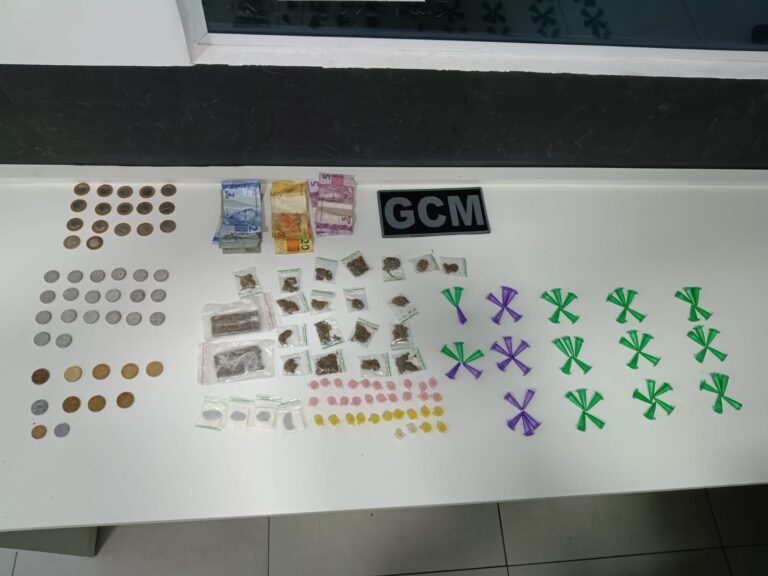 GCM de Sorocaba detém homem com 127 porções de drogas no Jardim Santa Cecília